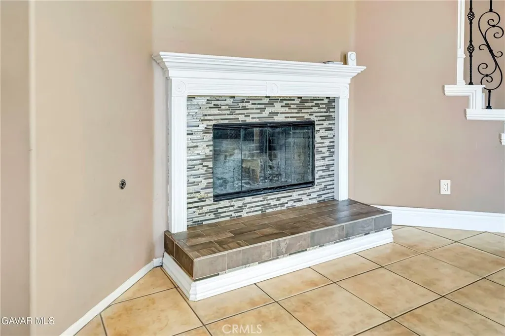 2252 Cypress, Lancaster, California 93535 home-pic-17